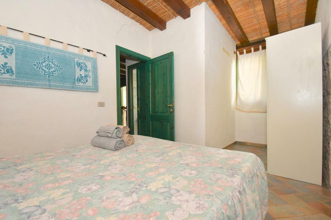 Sa Dommo De Sa Pietate Apartment Orosei Ngoại thất bức ảnh